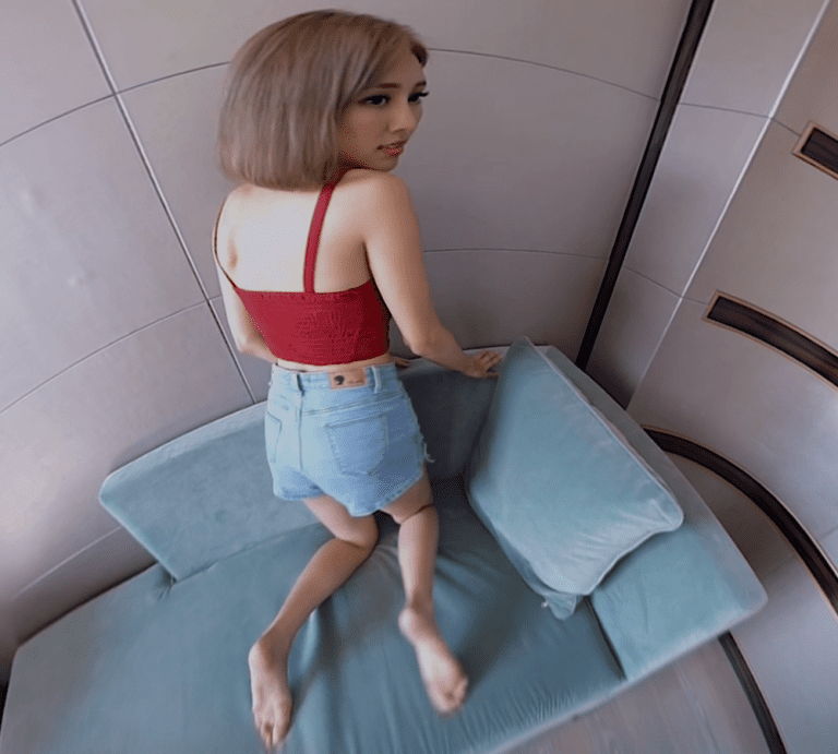 vr电影 - 国产vr 靓丽美女模特