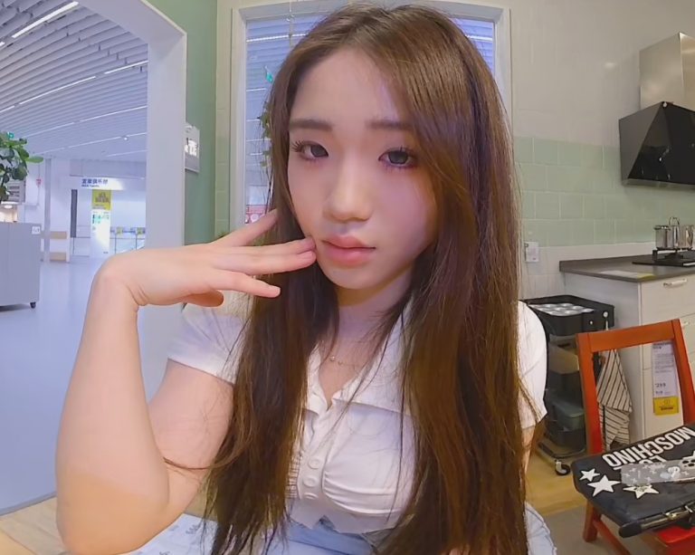 娇嫩的女生 XRYG-122 宣发版