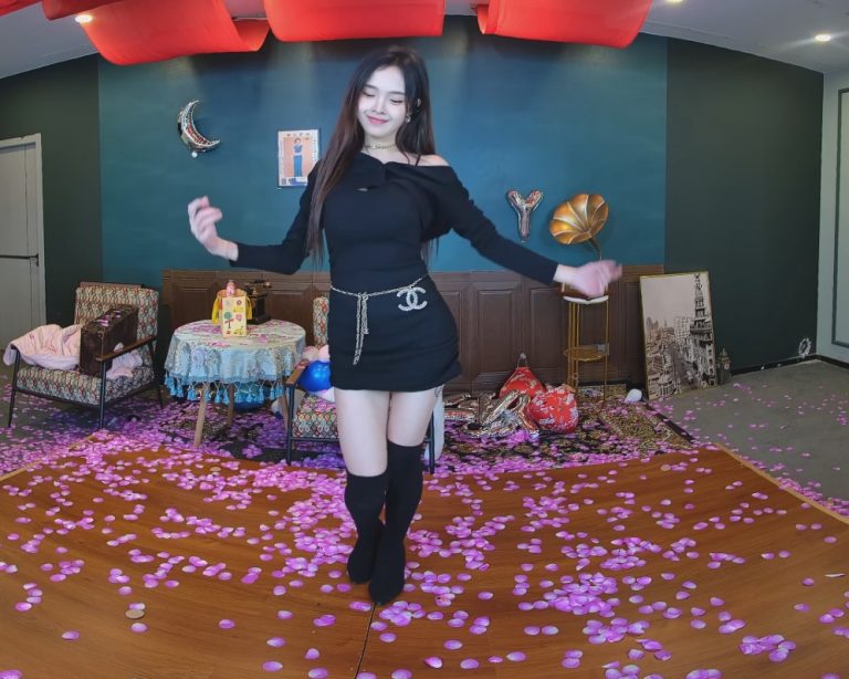 vr 视频资源 狸妖妖20241009001 恋爱告急 3D VR 180 8K