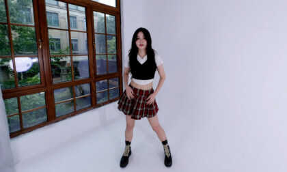 8kvr下载 Genie学妹 小卷发 格子裙