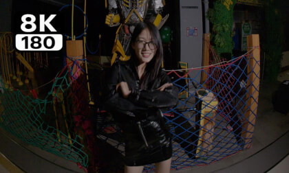 免费3DVR视频 黑长直眼镜美女跳炸场