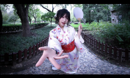 8K日本VR视频 粉色和服 娇嫩软妹