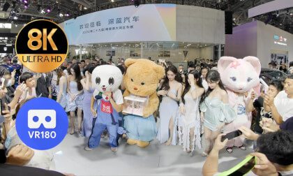 vr 国产片源 - Highly popular models at the booth 受欢迎的车模们